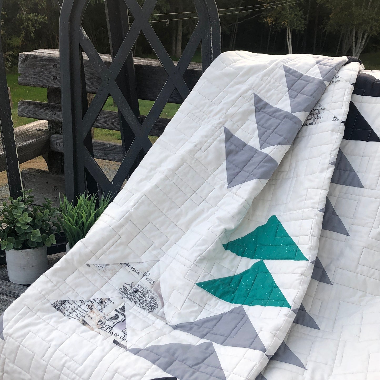 Soaring High Throw Size Quilt Pattern – Original design by Lorna Costantini