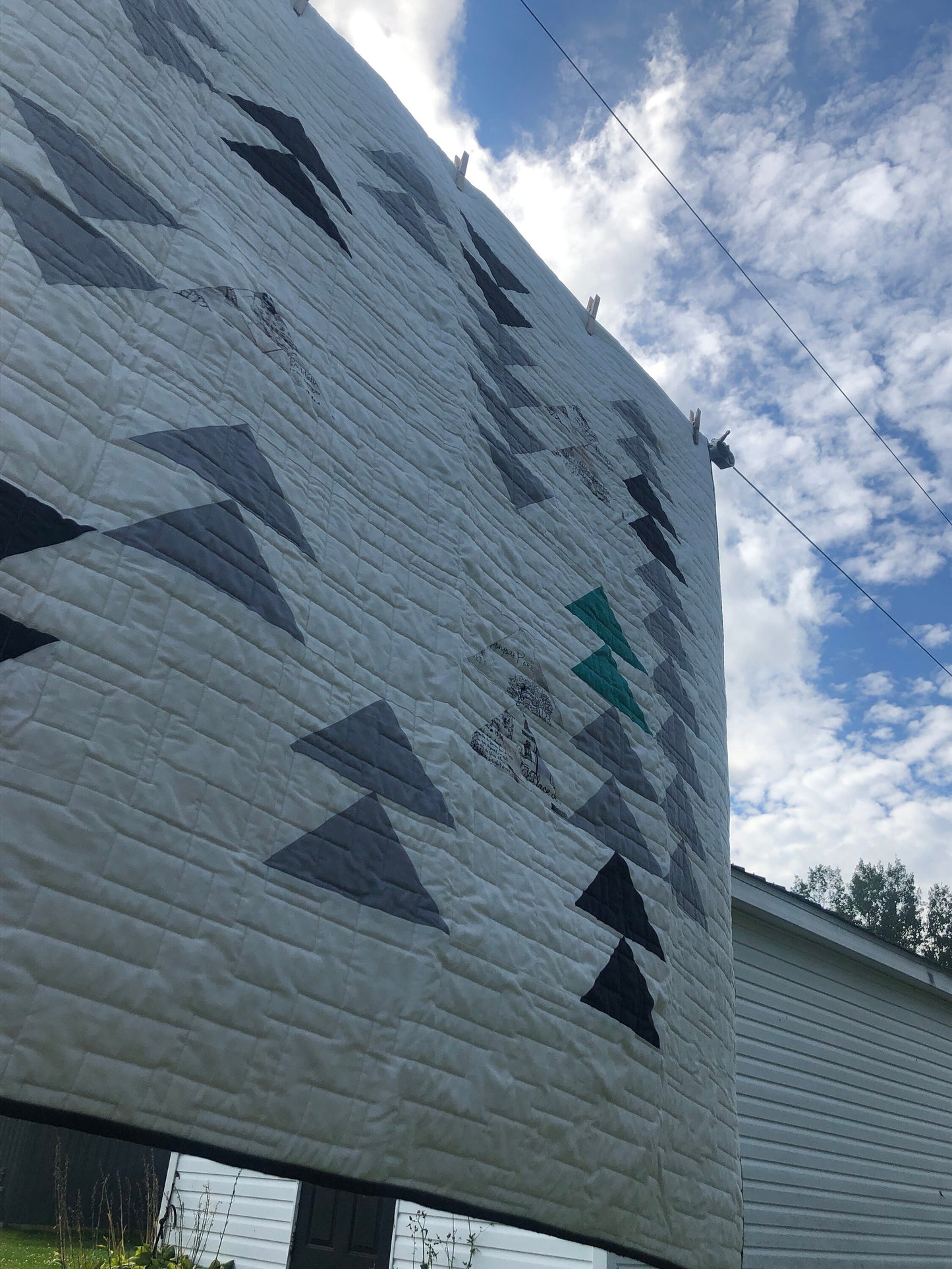 Soaring High Throw Size Quilt Pattern – Original design by Lorna Costantini