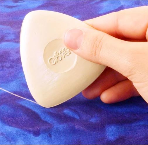 Clover Triangle Tailor's Chalk | Fabric Marking Chalk