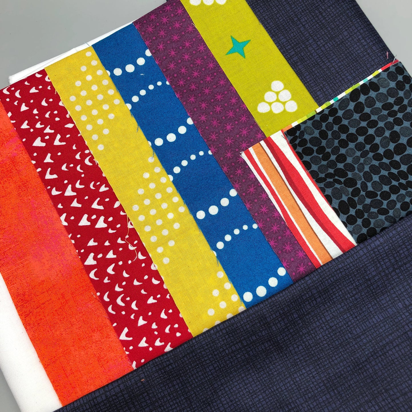 Up and Away - (Hot Air Balloon) Wall Hanging Quilt Kit - / Original Pattern by Lorna Costantini Included