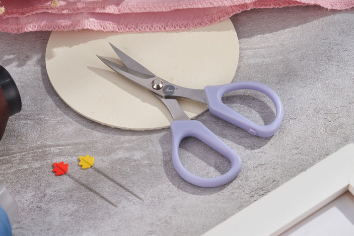 4.7" Curvetip Embroidery Scissors - Metal Goose