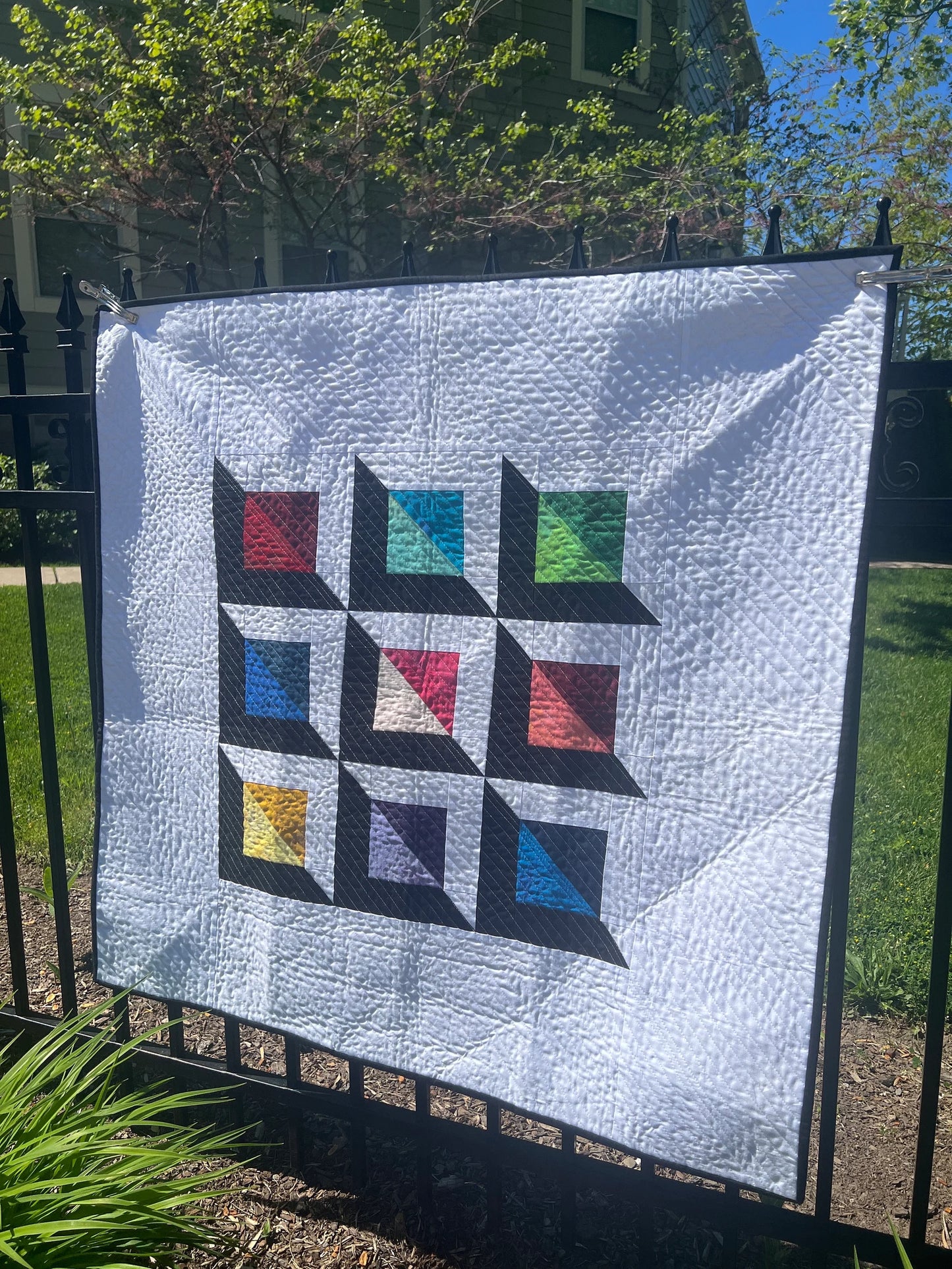 Pointed Quilt Pattern - 3 Sizes (Baby, Lap, Queen) / designed by Lorna Costantini